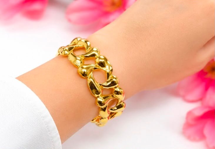 Golden Flow Cuff - Image 2