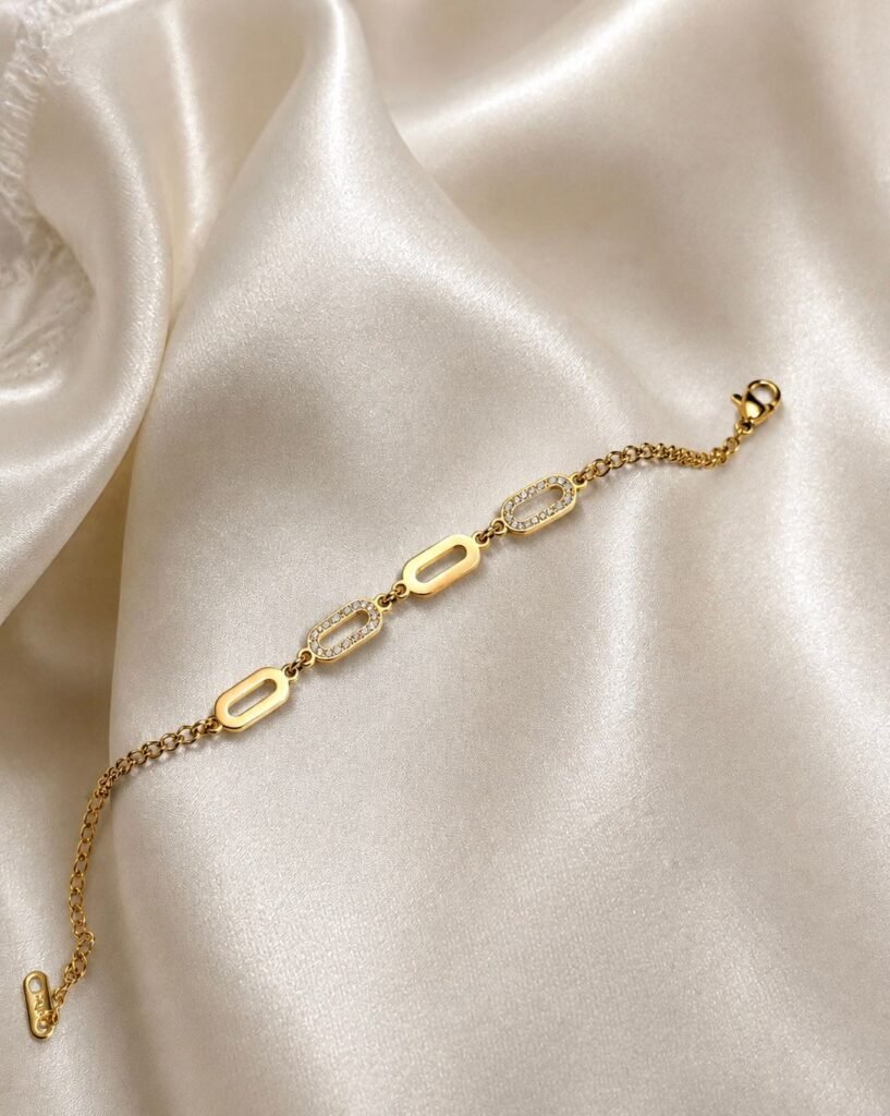 Golden Link Chain Bracelet