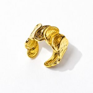Luna Twist Ring