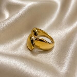 Solene Sculpt Ring